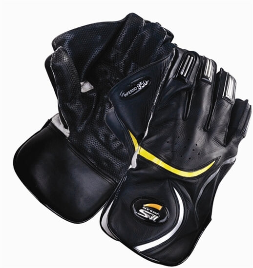Picture of Inferno 950 Wicket Keeping Gloves by Ihsan